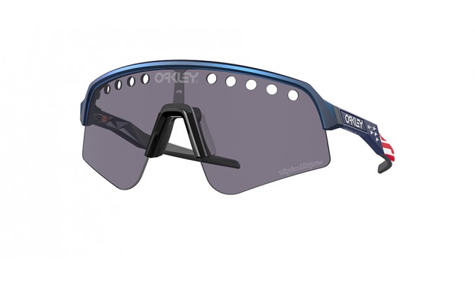  Oakley OO9465-946528