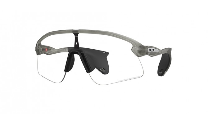  Oakley OO9518-951808